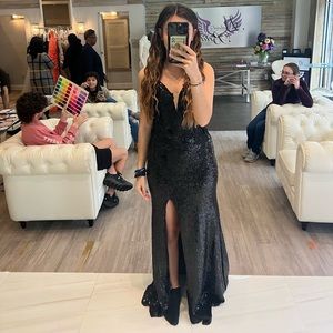selling my prom dress! only wore for about an hour